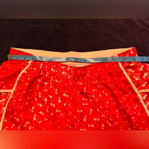 Champion Powertrain Athletic Shorts Size Medium - Picture 4 of 5